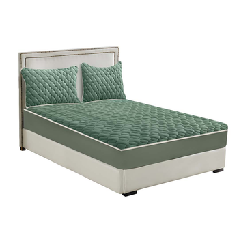 Green 183cm Wide Mattress Cover Thick Quilted Fleece Stretchable Clover Design Bed Spread Sheet Protector with Pillow Covers image